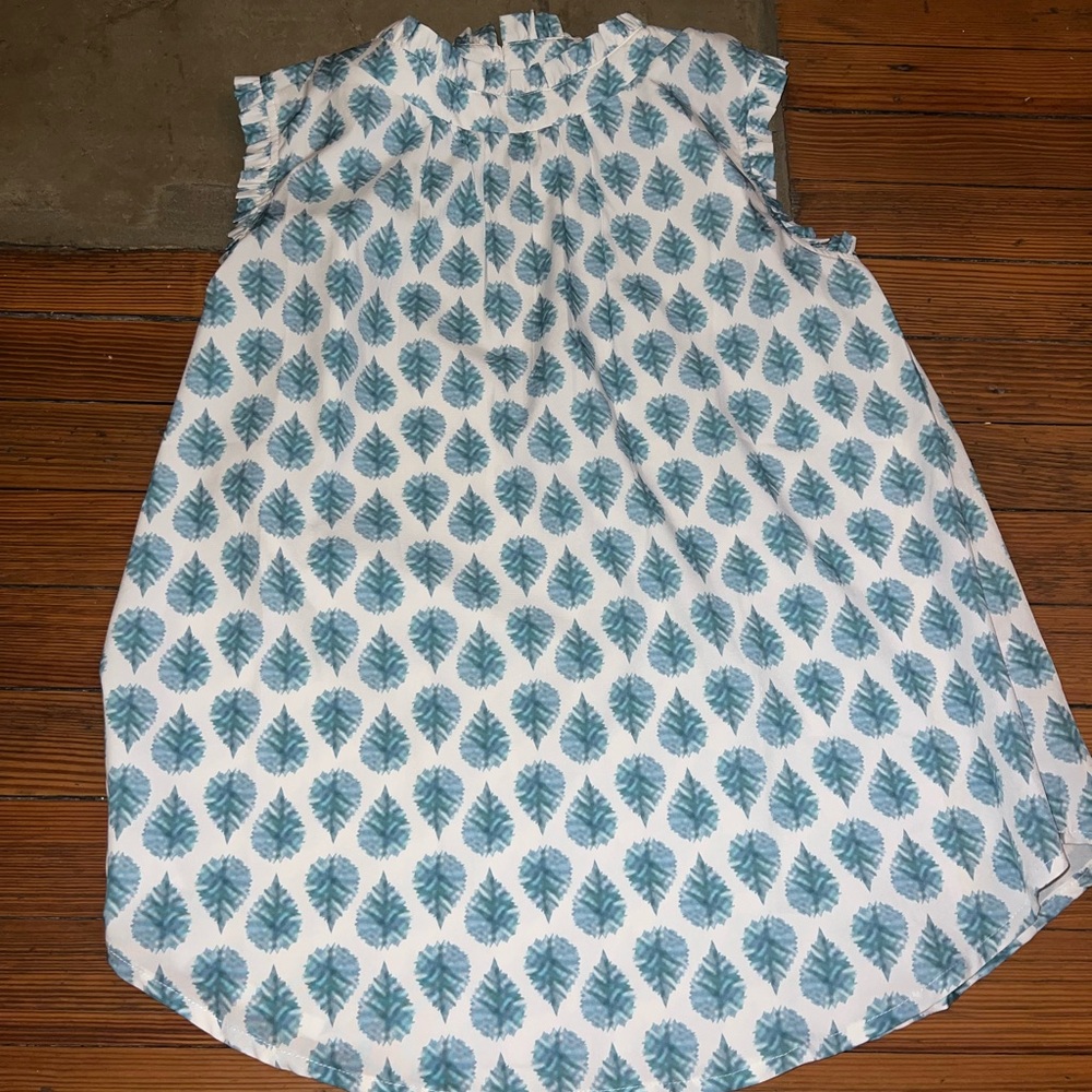 Blouse (size medium) ***NEVER WORN***